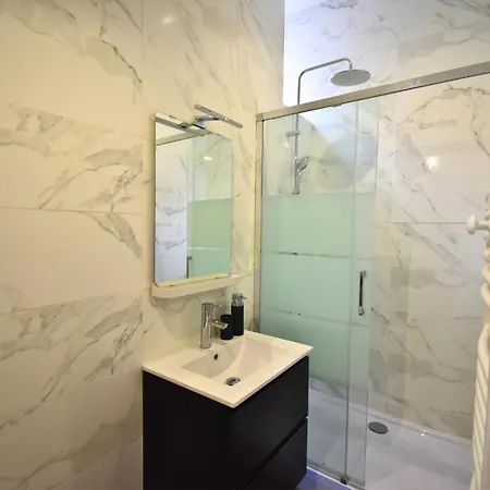 Jardin Secret - Elegance Urbaine Apartament Mogneville